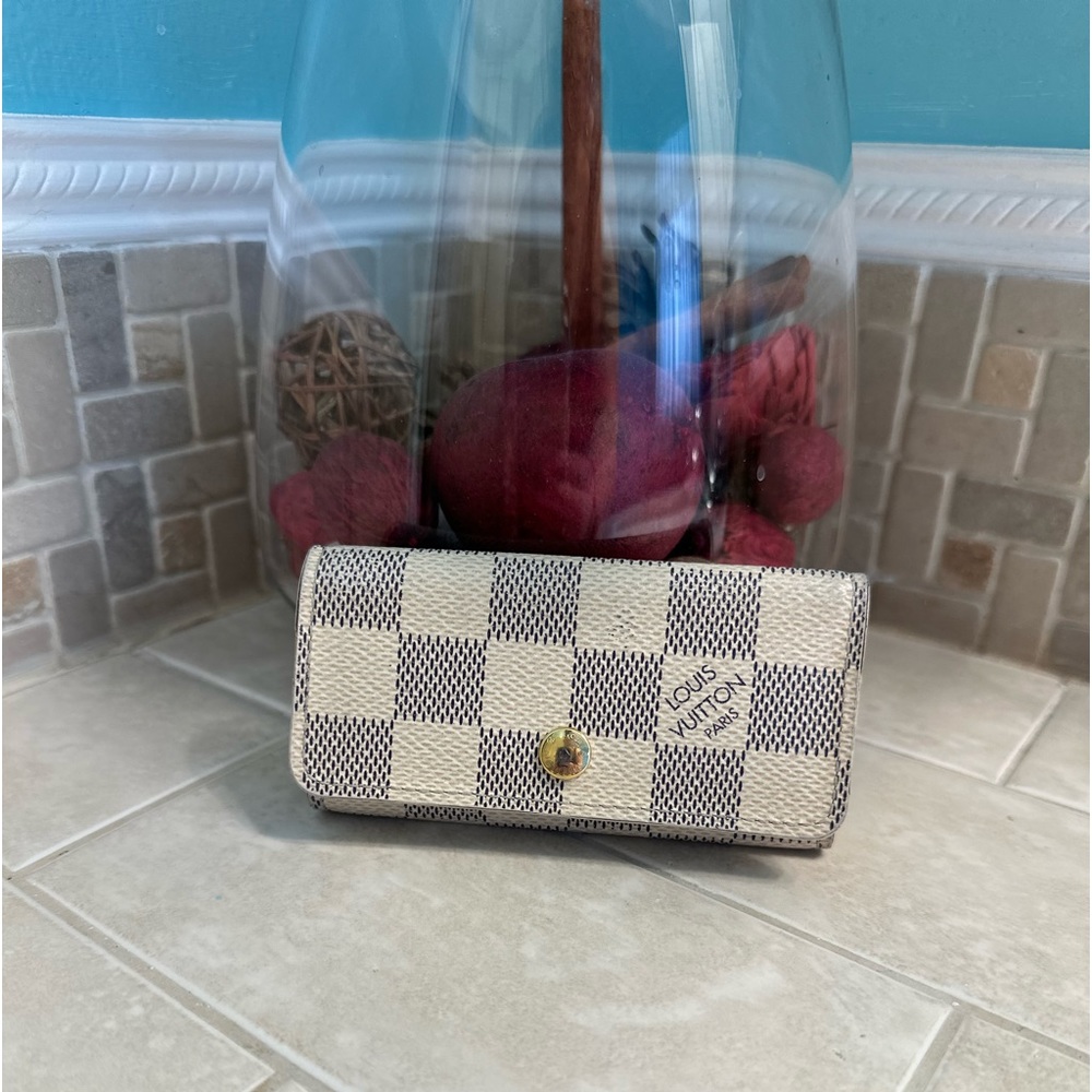 Louis Vuitton Damier Azur 4 Key Holder!